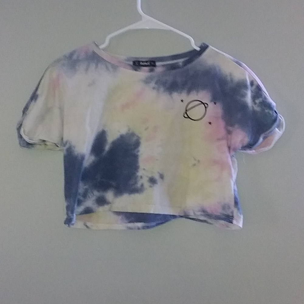 Tee shirt